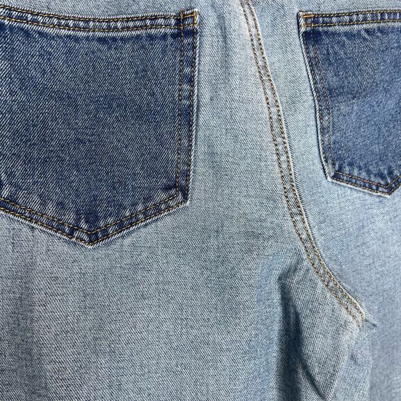 Binkie The Bunny Between A And B Unique Mixed Tone Jeans Raw Hem Size Medium - Picture 9 of 9